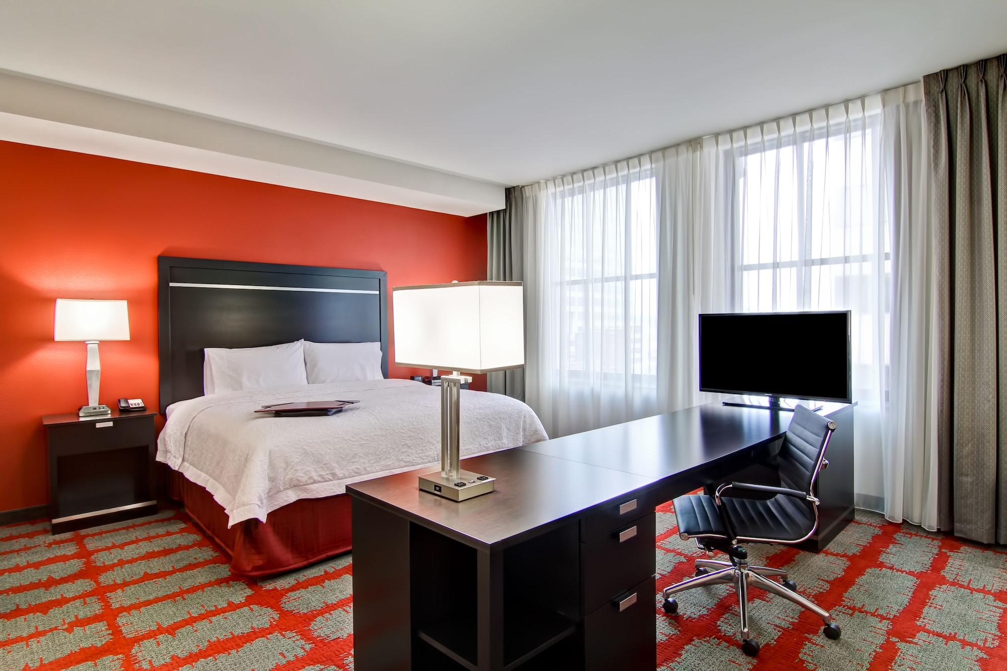 Hampton Inn And Suites Cincinnati - Downtown Εξωτερικό φωτογραφία