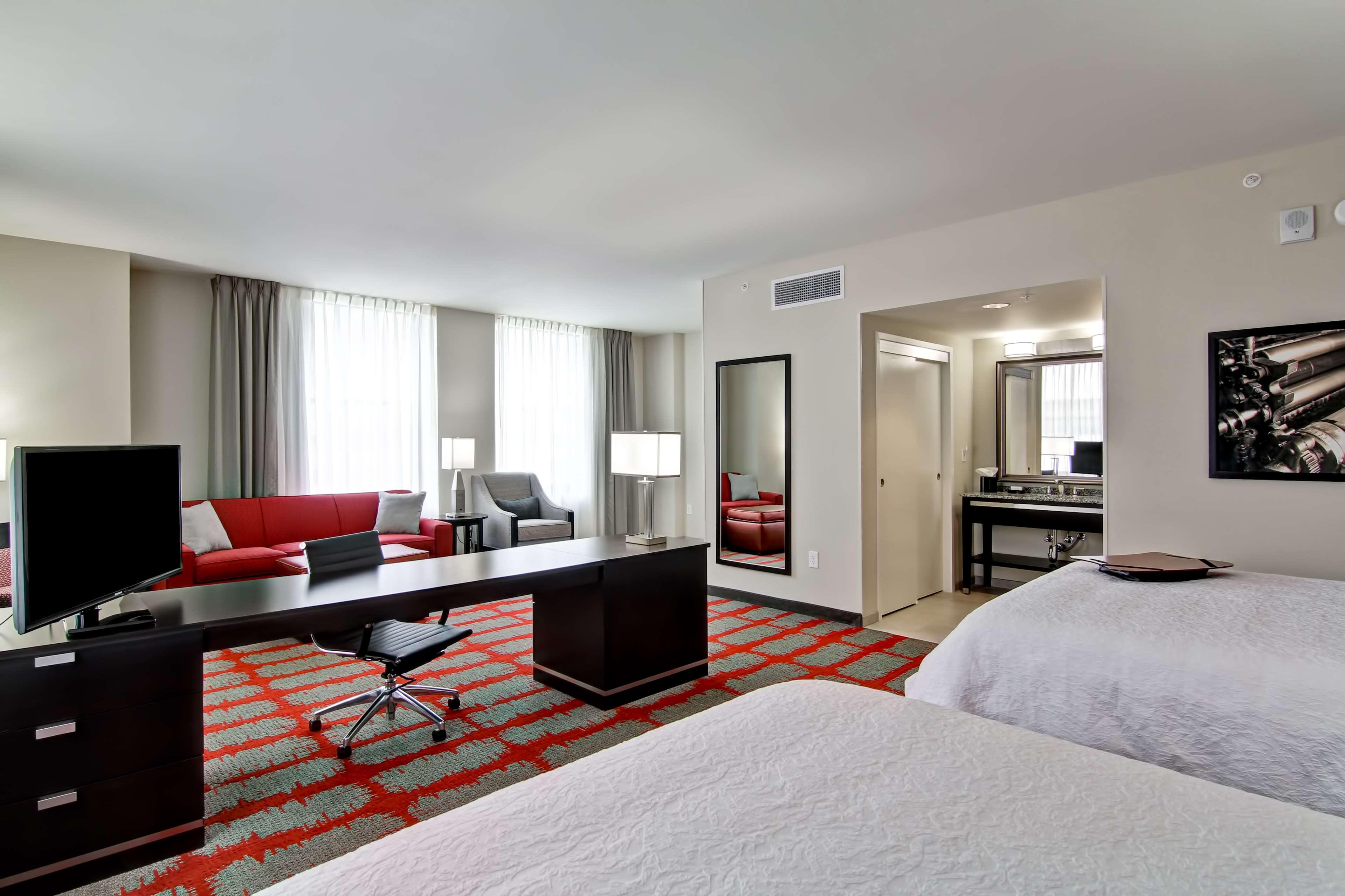 Hampton Inn And Suites Cincinnati - Downtown Εξωτερικό φωτογραφία