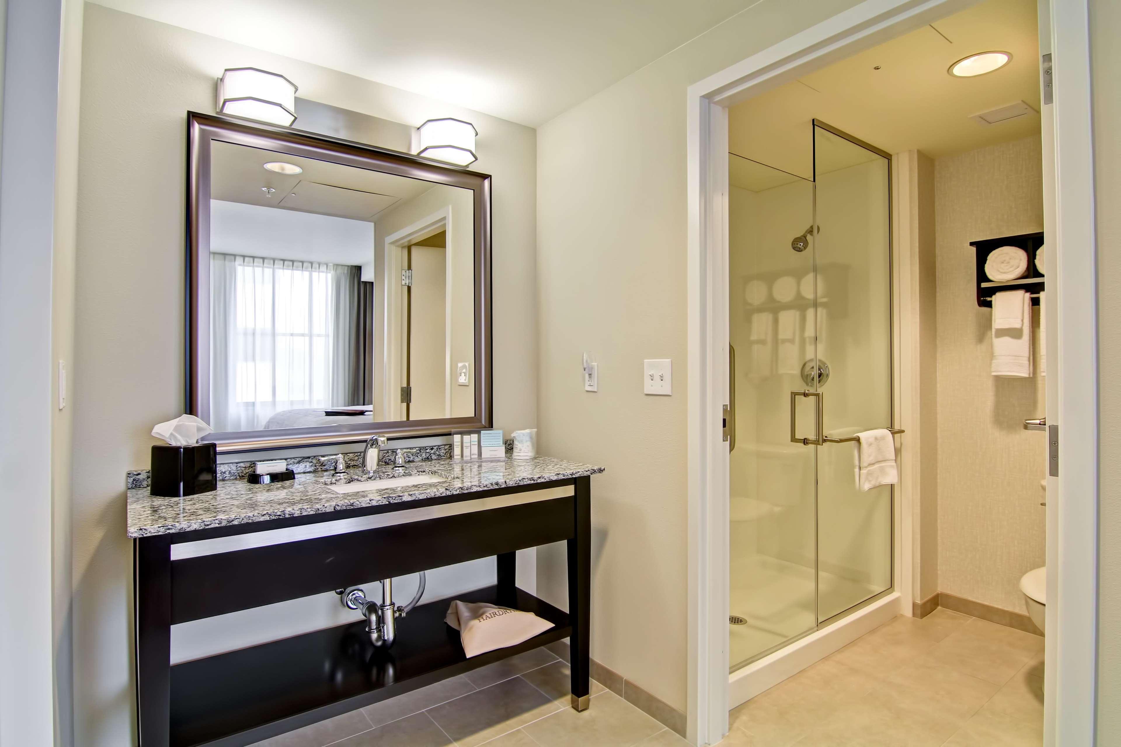 Hampton Inn And Suites Cincinnati - Downtown Εξωτερικό φωτογραφία