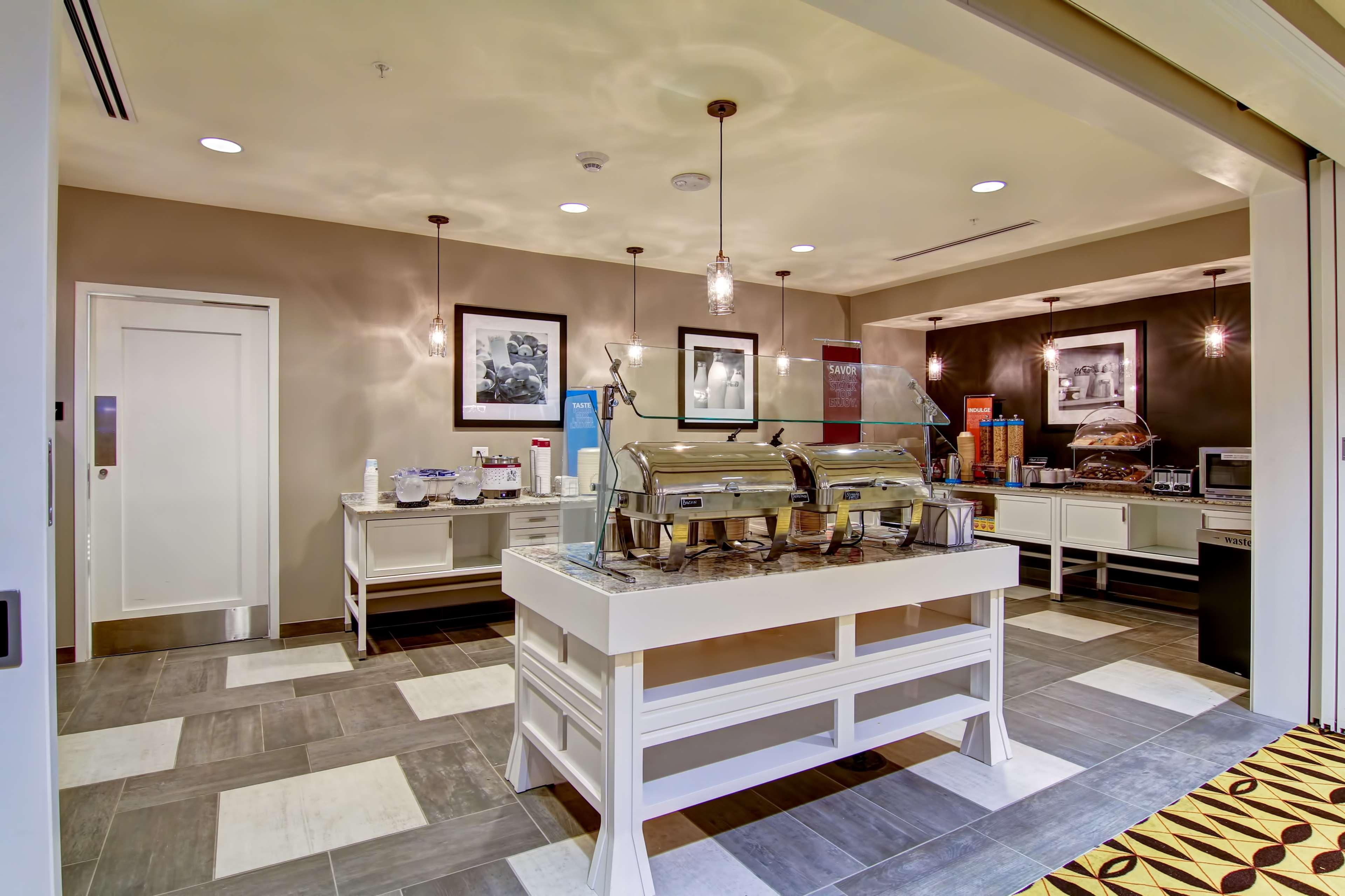 Hampton Inn And Suites Cincinnati - Downtown Εξωτερικό φωτογραφία