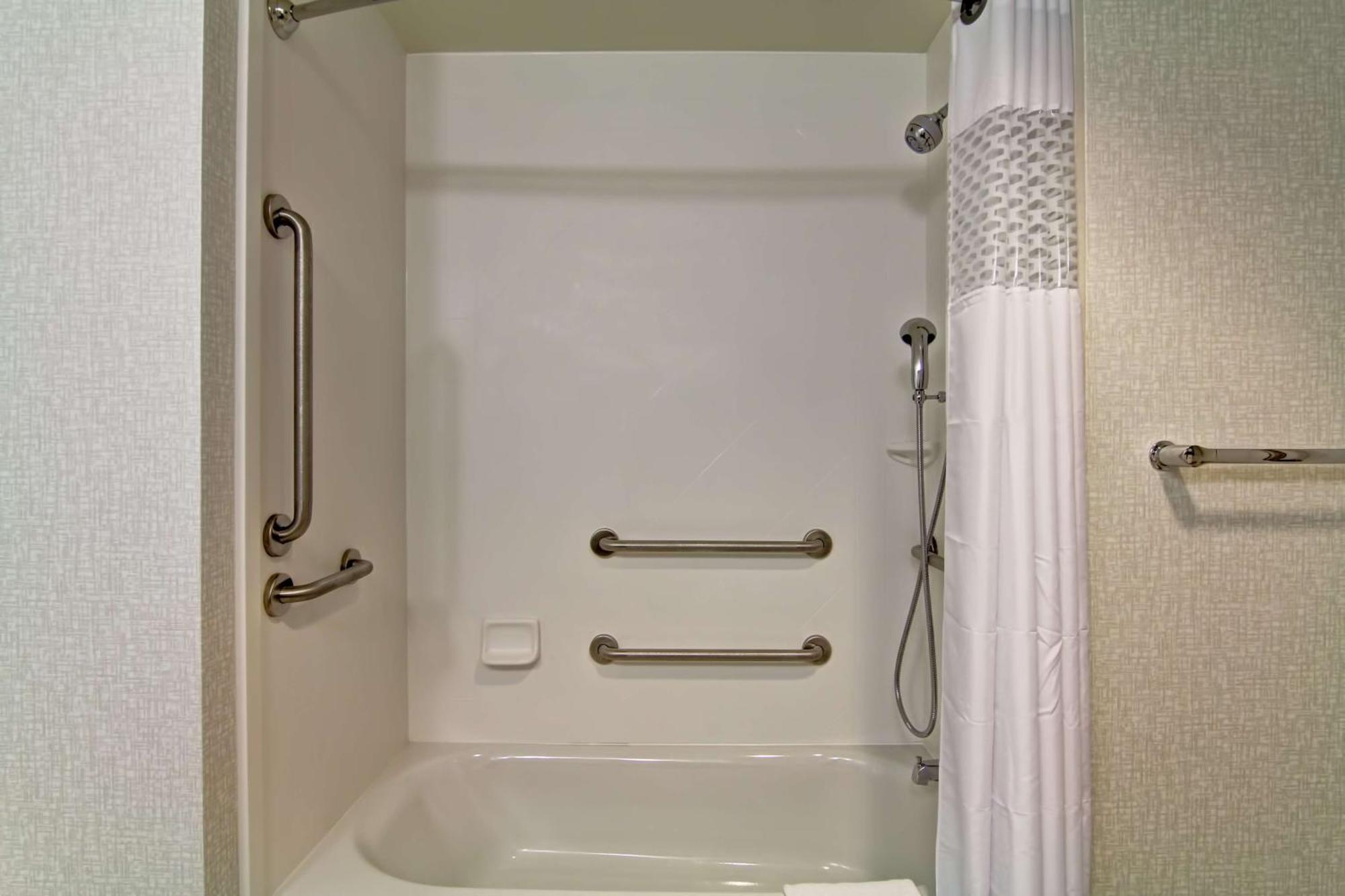 Hampton Inn And Suites Cincinnati - Downtown Εξωτερικό φωτογραφία