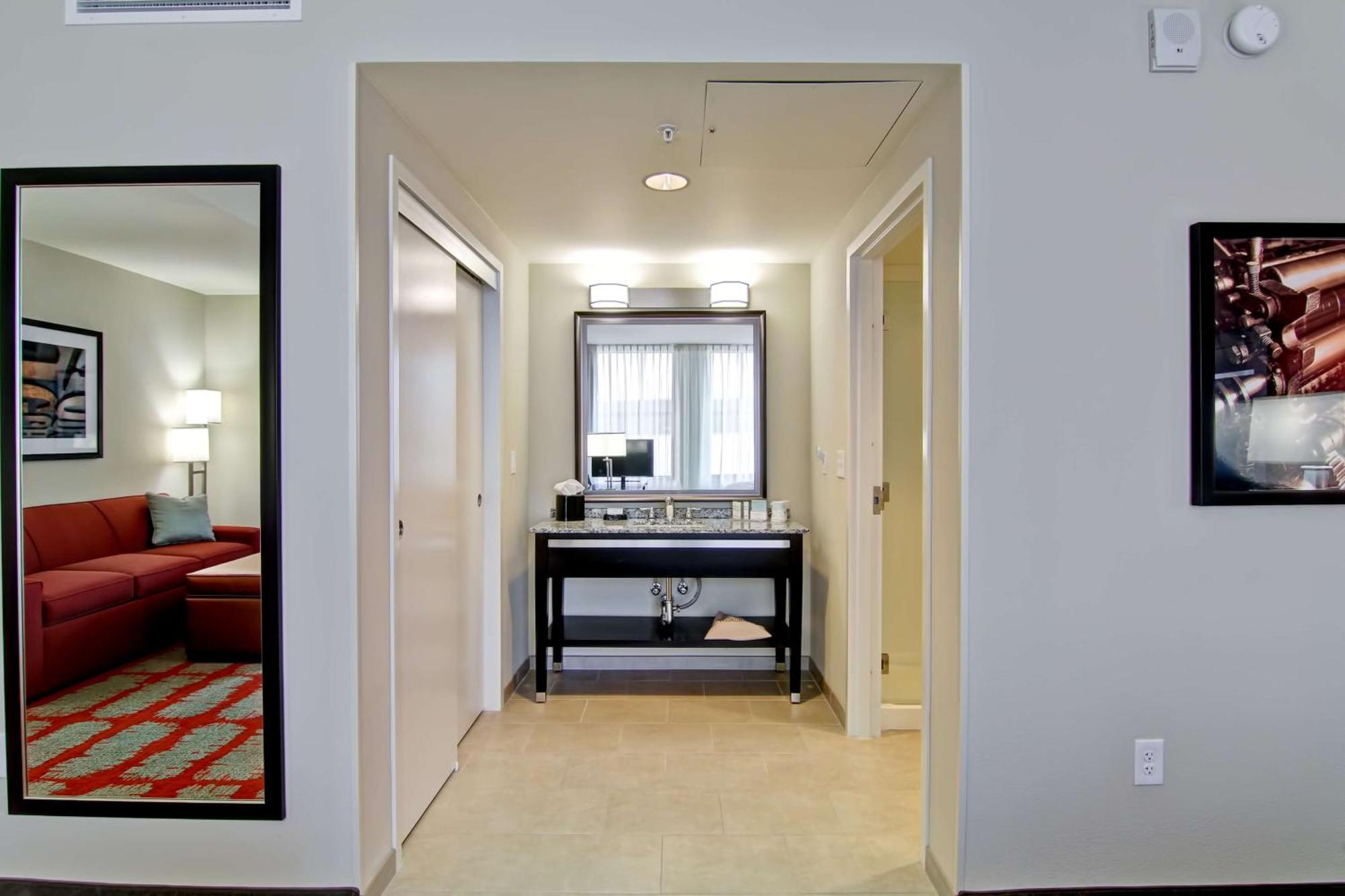 Hampton Inn And Suites Cincinnati - Downtown Εξωτερικό φωτογραφία