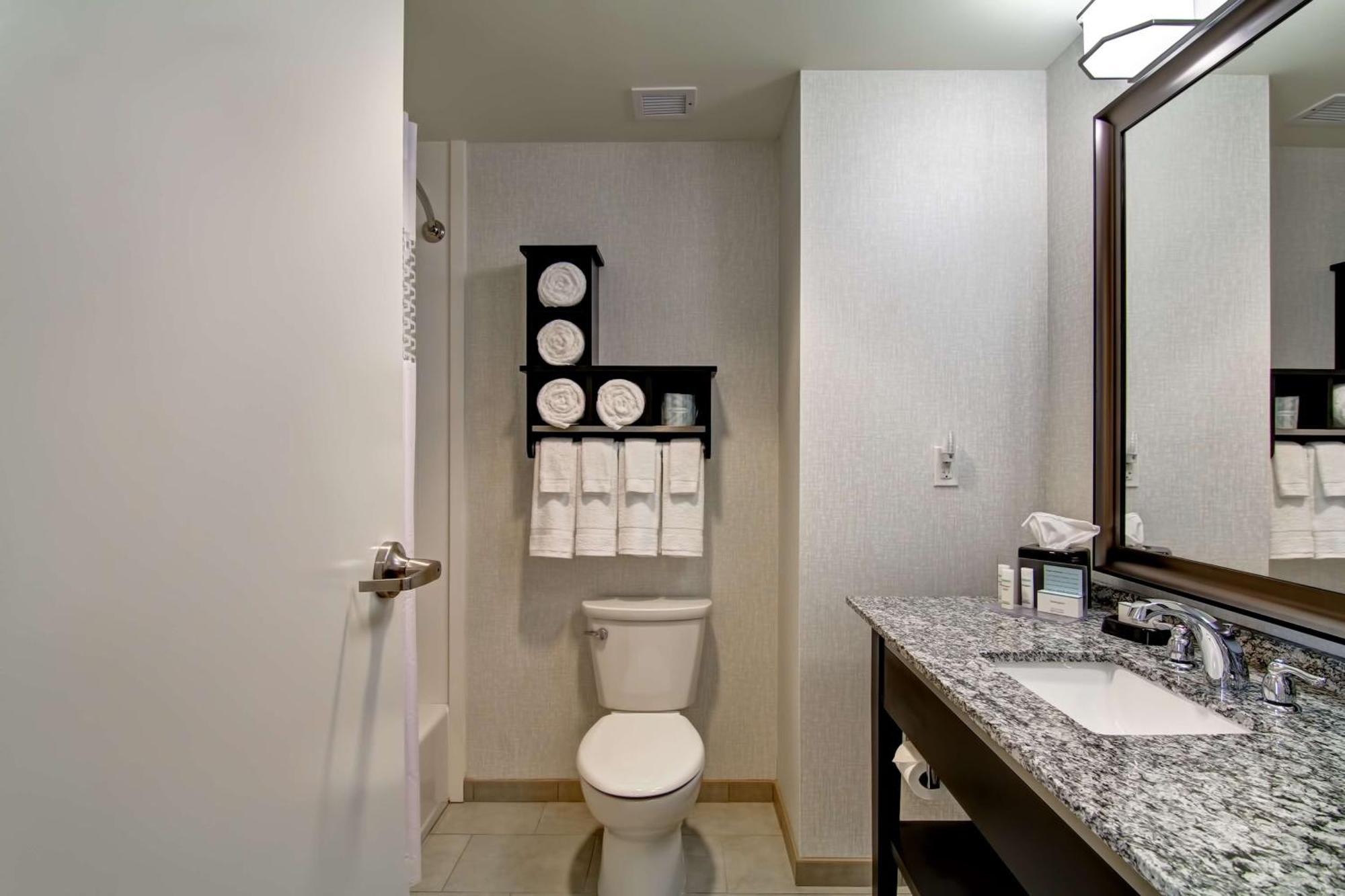 Hampton Inn And Suites Cincinnati - Downtown Εξωτερικό φωτογραφία