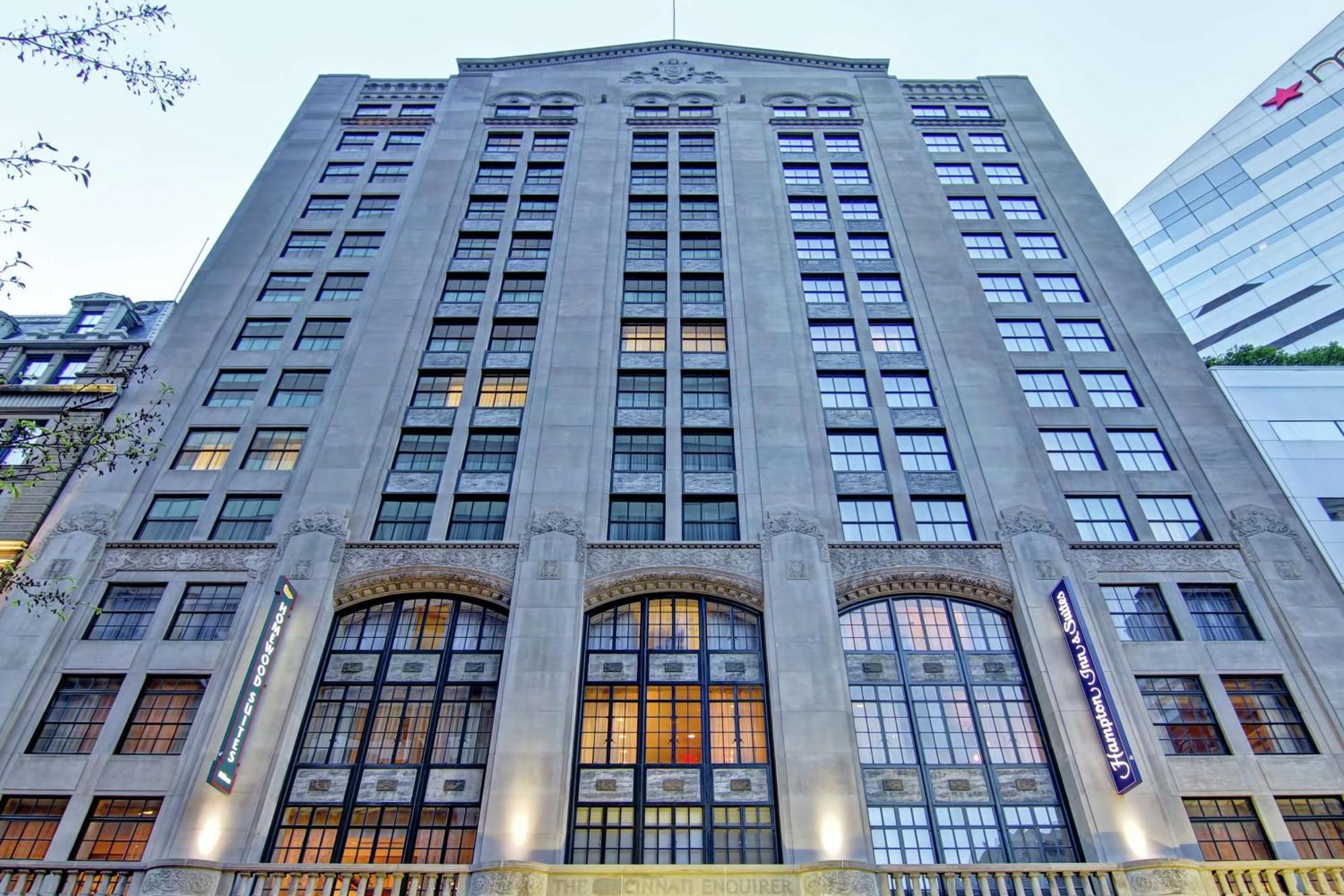 Hampton Inn And Suites Cincinnati - Downtown Εξωτερικό φωτογραφία